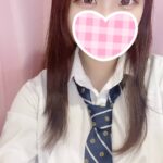 日食は見れませんがパンチラは見れます