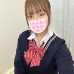 今日こそ体験入店なるか!?平日の昼間から初々しいリフレのチャンス!