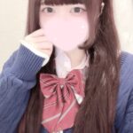 今日も元気に営業中!人気の可愛い美少女が大集合!【横浜制服オーディション】