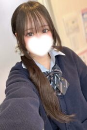 秋葉原店きょうか(JK中退年齢18歳)