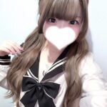 迷ってる暇なし！話題の新人美少女ご案内中！