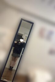 秋葉原店きょうか(JK中退年齢18歳)